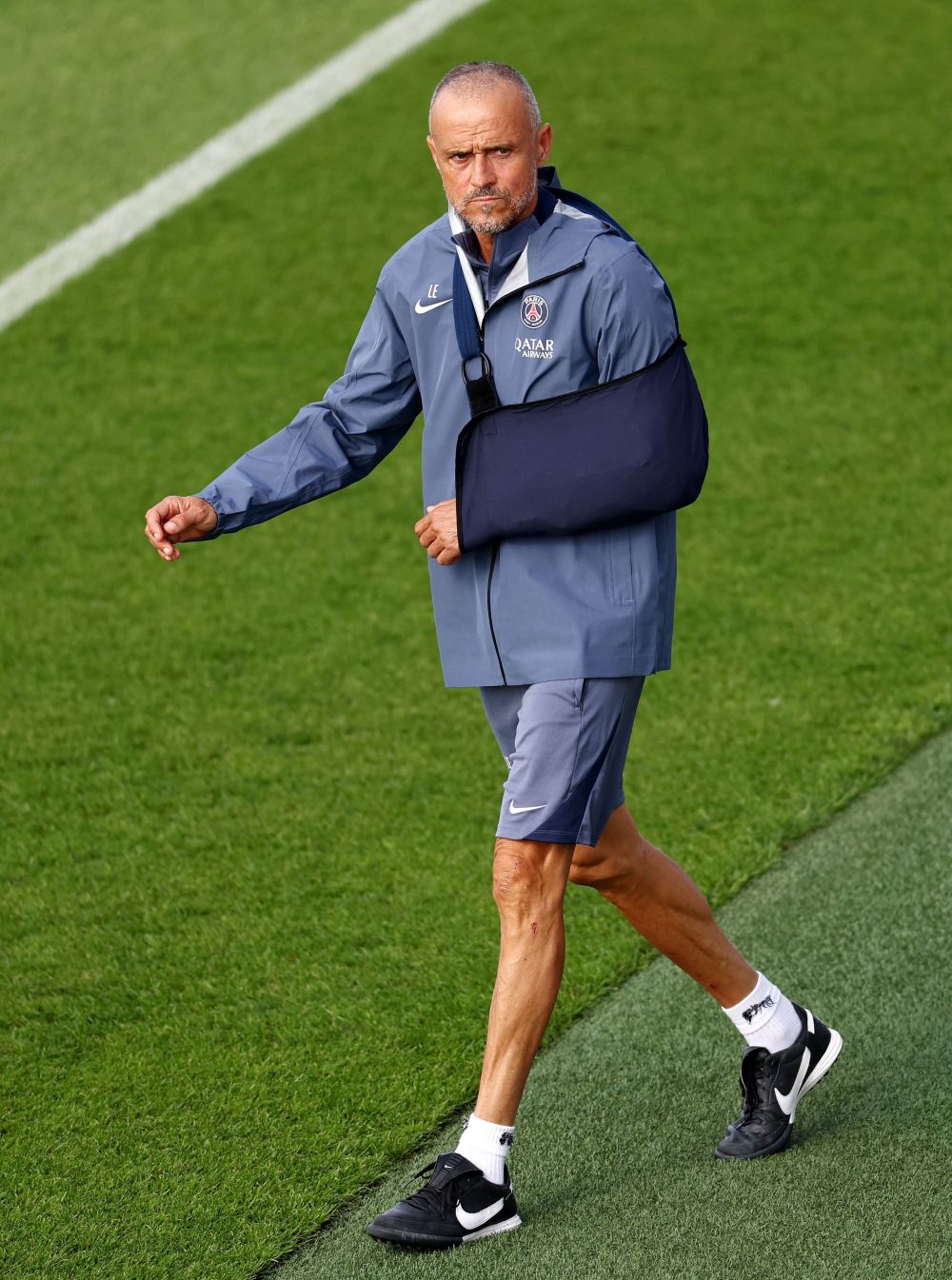 乐鱼体育APP下载-这也行？巴黎圣日耳曼完成体检备战德国杯底特律活塞更衣室发声备战NBA季后赛，清晨勒沃库森备战欧联的简单介绍