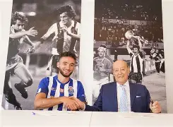 乐鱼在线开户平台-包含波尔图赛后门线救险加时末段刷新队史纪录，这一次真的字母哥与90激战中国队分钟的词条